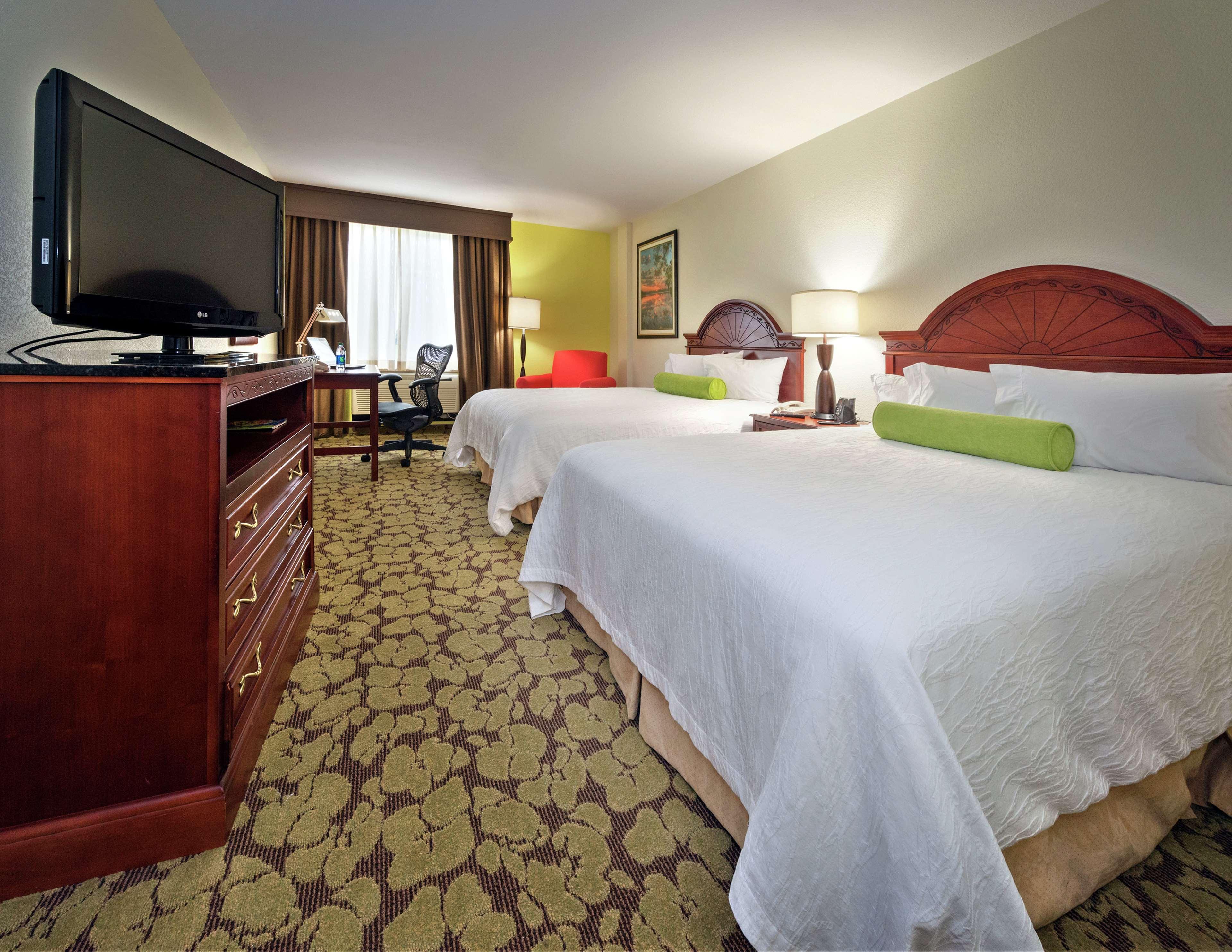 Hilton Garden Inn Lafayette/Cajundome Exteriör bild