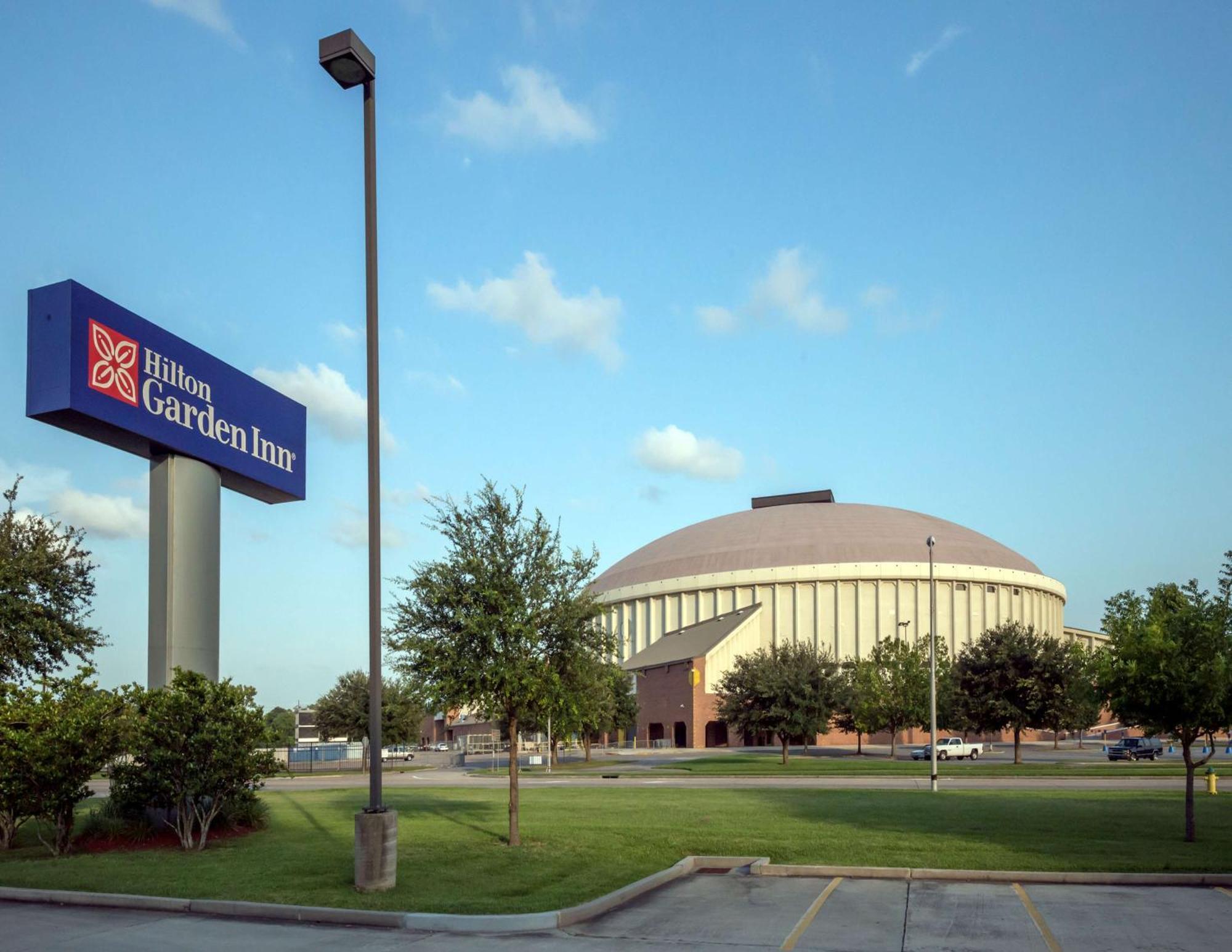 Hilton Garden Inn Lafayette/Cajundome Exteriör bild